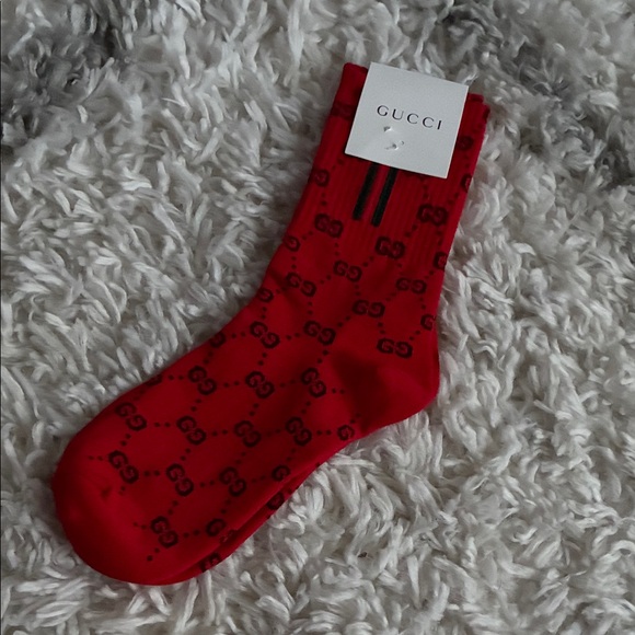 Gucci Red Patterned Socks - Picture 1 of 3